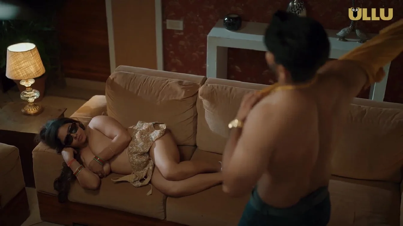 Ankhiyon Se Goli Maare S01 P01 (E01-04) ULLU